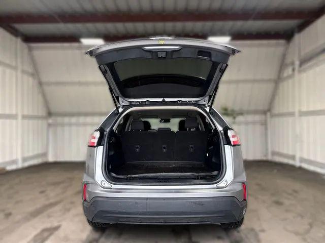 2021 Ford Edge SE