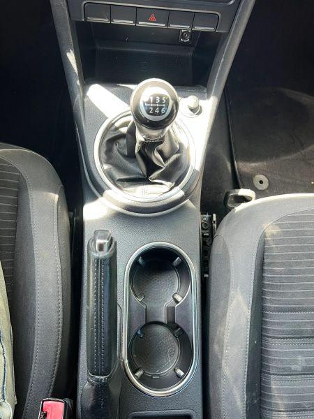 2012 Volkswagen Beetle 2.0T