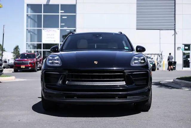 2022 Porsche Macan Base