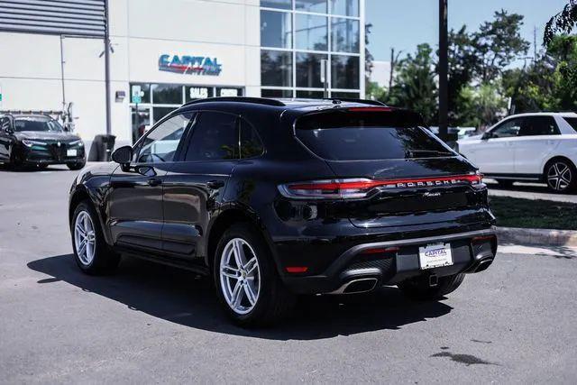 2022 Porsche Macan Base