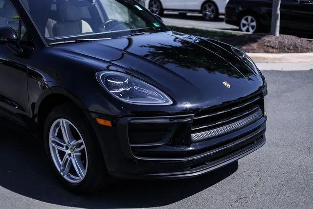 2022 Porsche Macan Base