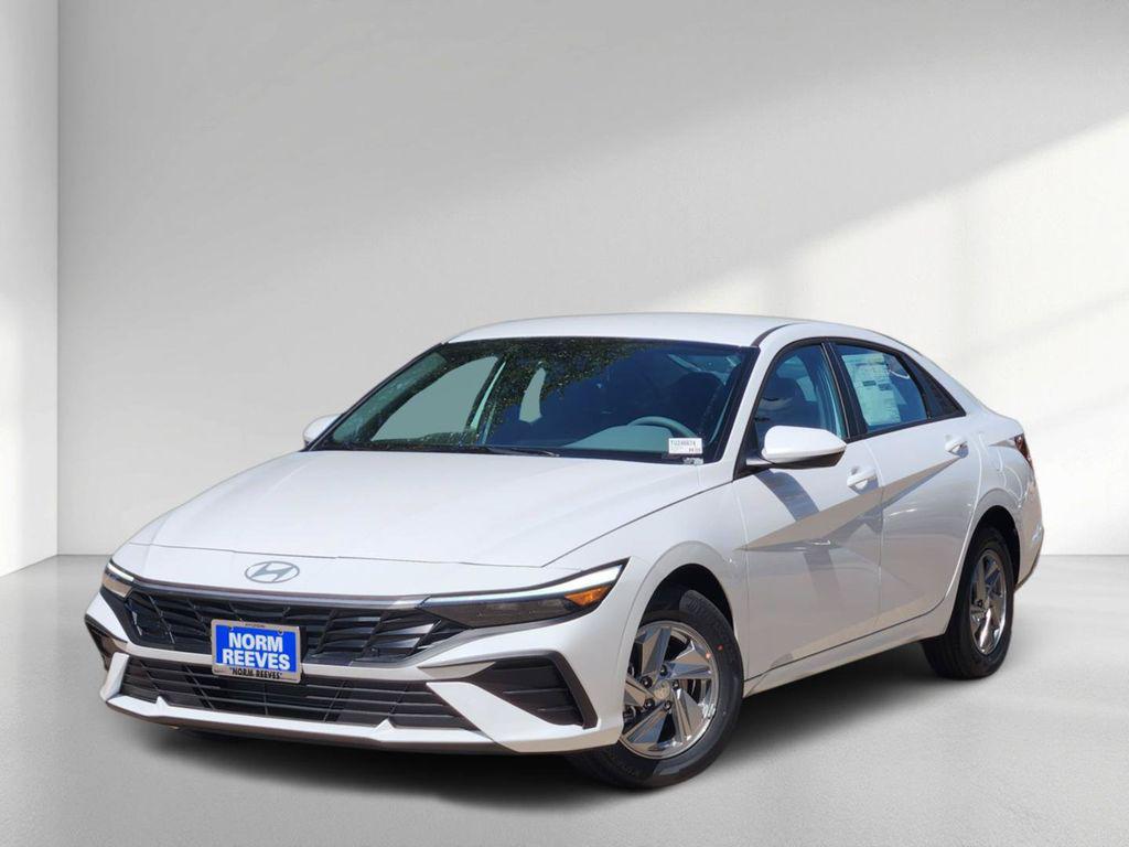 2026 Hyundai Elantra SE
