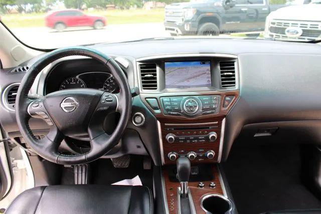 2020 Nissan Pathfinder Platinum 2WD