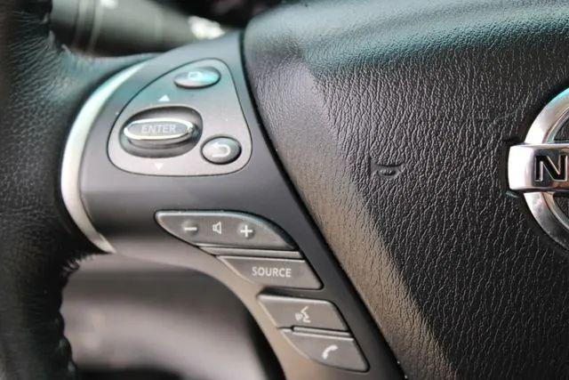 2020 Nissan Pathfinder Platinum 2WD