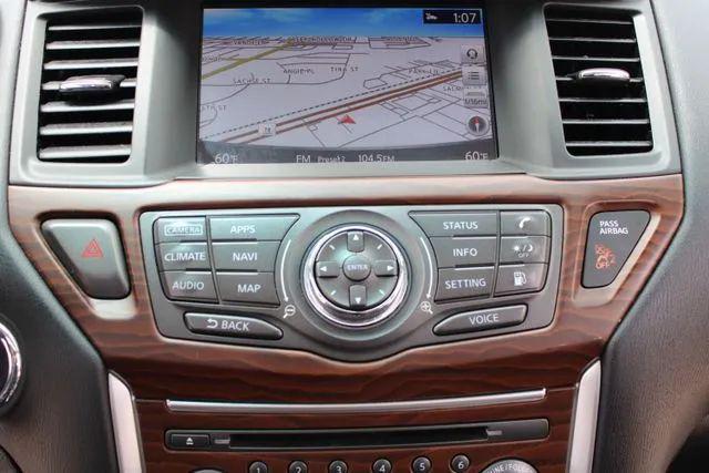 2020 Nissan Pathfinder Platinum 2WD