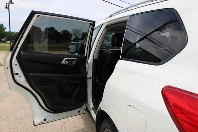 2020 Nissan Pathfinder Platinum 2WD