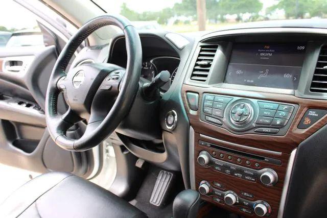 2020 Nissan Pathfinder Platinum 2WD