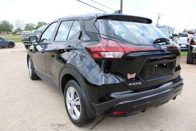 2023 Nissan Kicks S Xtronic CVT