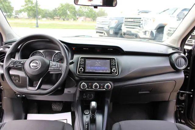 2023 Nissan Kicks S Xtronic CVT