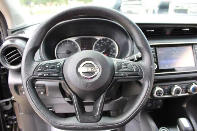 2023 Nissan Kicks S Xtronic CVT