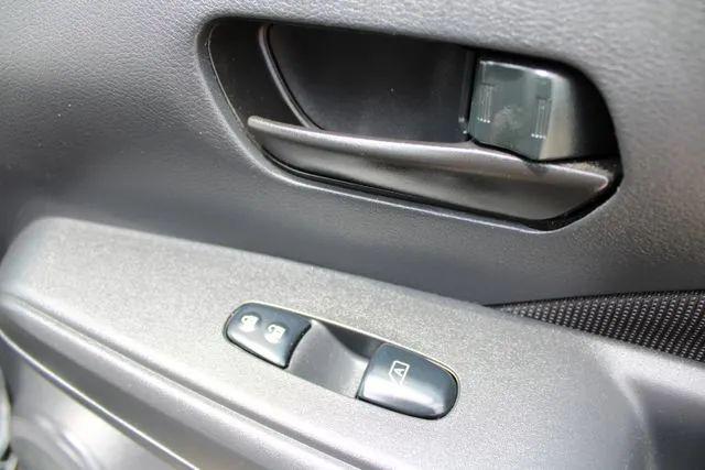2023 Nissan Kicks S Xtronic CVT
