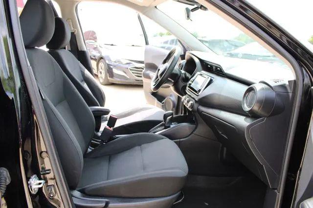 2023 Nissan Kicks S Xtronic CVT