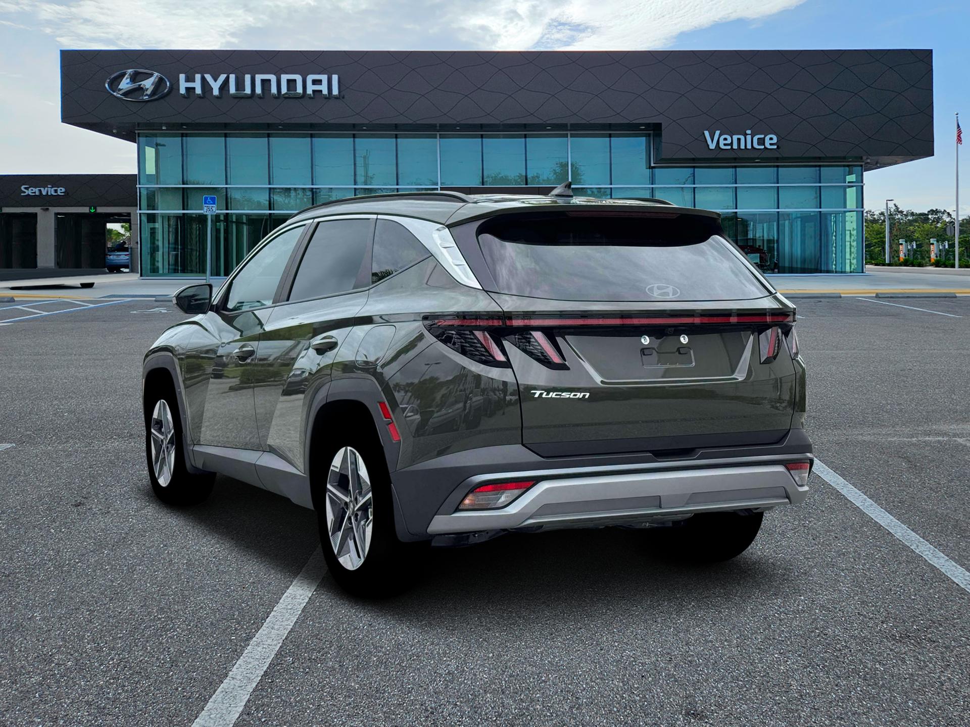 2026 Hyundai TUCSON SEL Premium FWD - Image 5