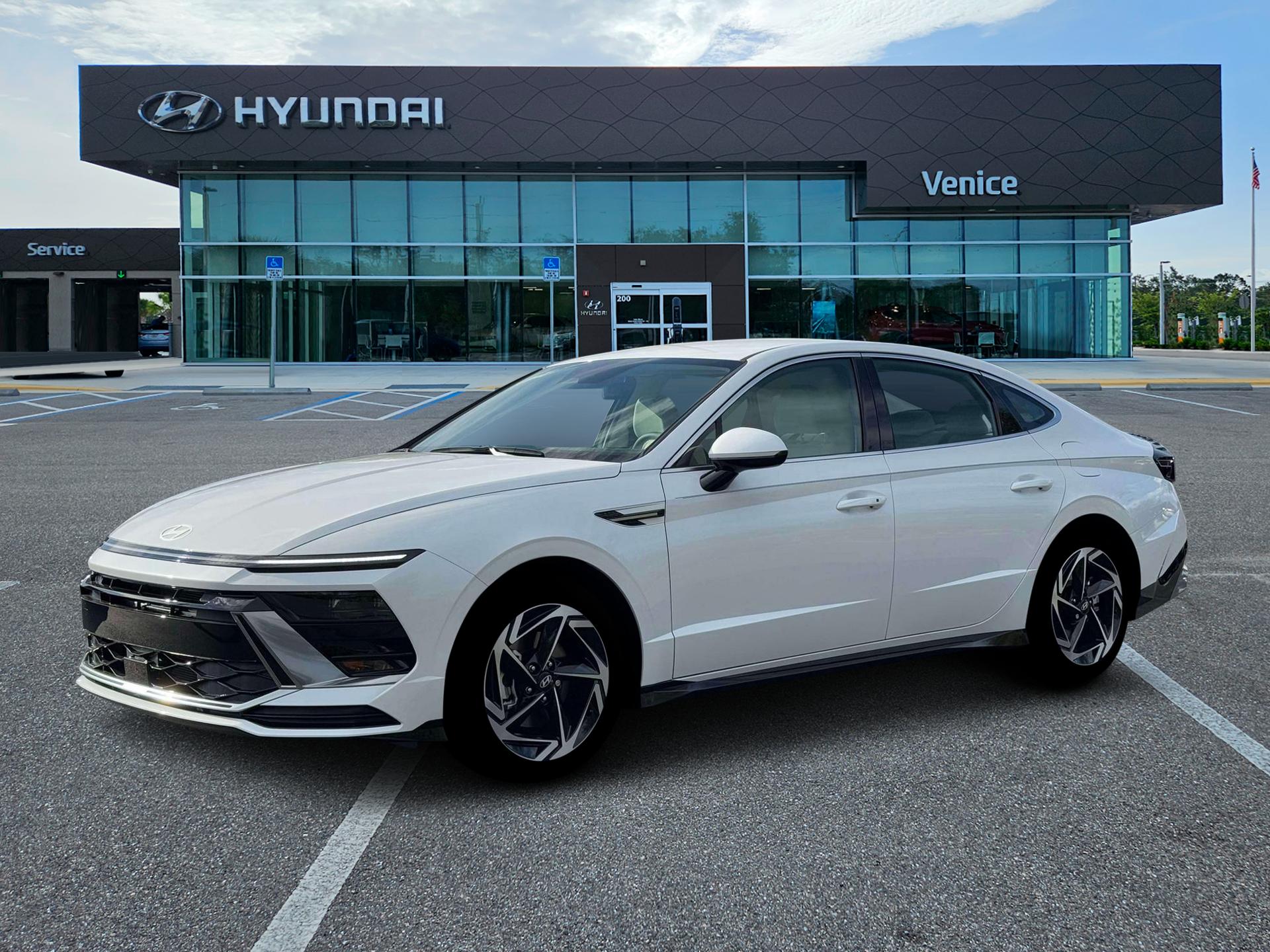 2026 Hyundai SONATA SEL Sport - Image 2