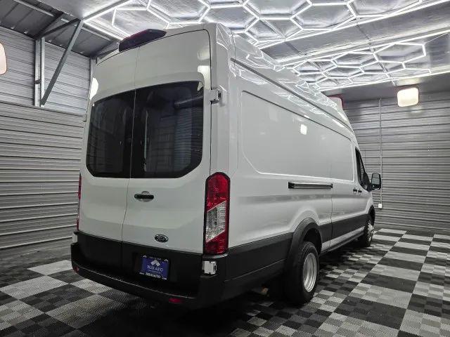 2023 Ford Transit Cargo Van Extended Length w/9 950-lb GVWR