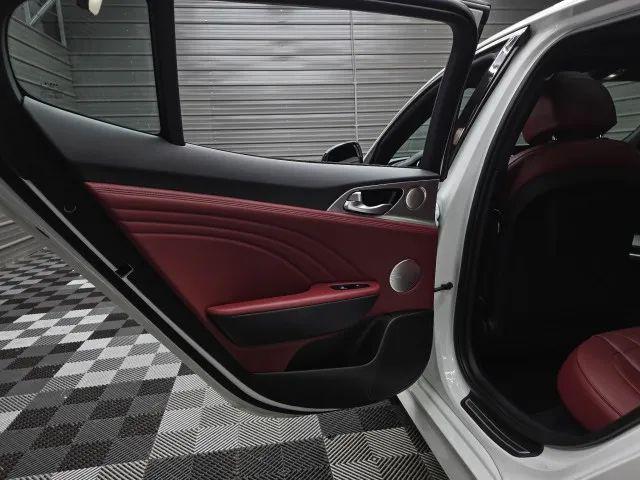 2022 Kia Stinger GT2