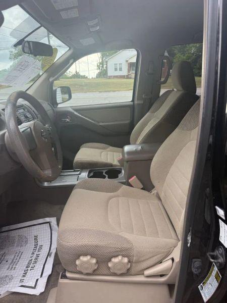 2011 Nissan Pathfinder S