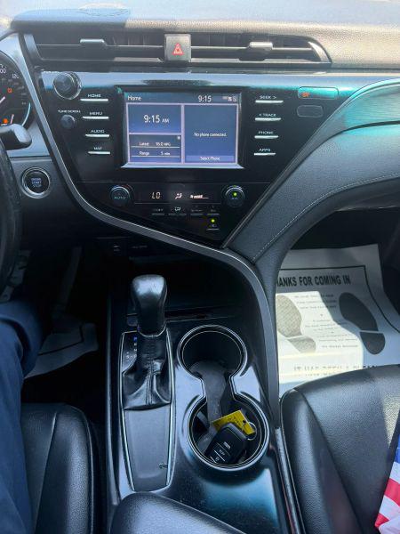 2019 Toyota Camry SE