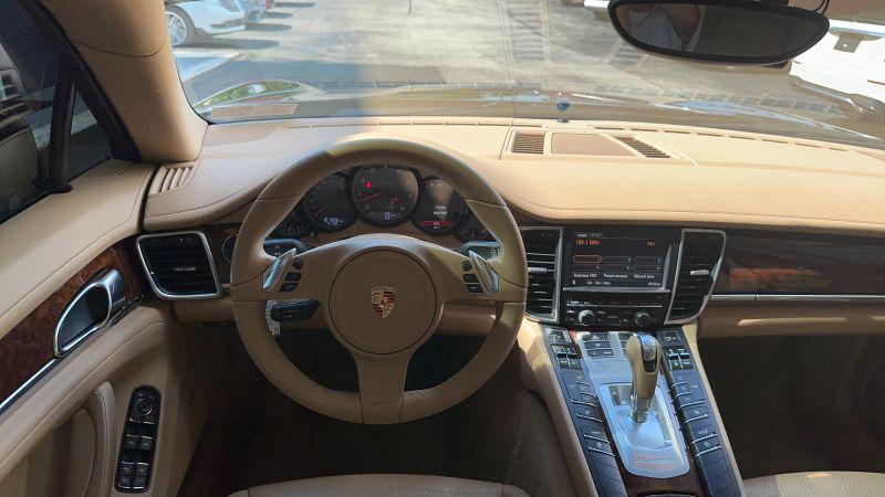 2012 Porsche Panamera 4