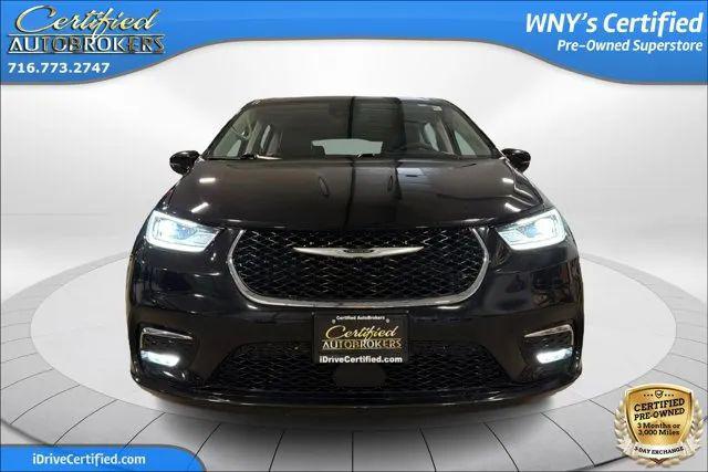 2024 Chrysler Pacifica Touring L for sale in Grand Island, NY
