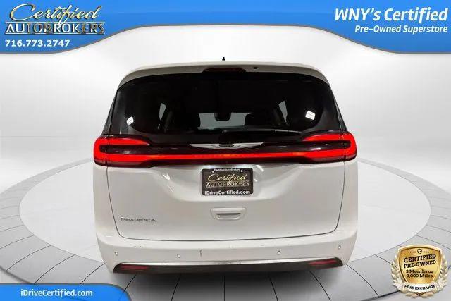 2024 Chrysler Pacifica Touring L