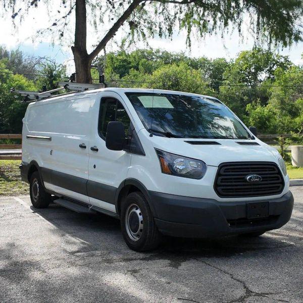 2017 Ford Transit w/Sliding Side Door w/LWB