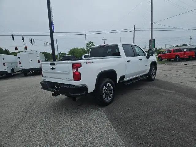 2024 Chevrolet Silverado 2500HD 4WD Crew Cab Standard Bed Custom