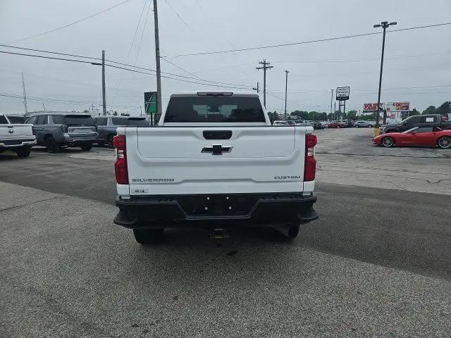 2024 Chevrolet Silverado 2500HD 4WD Crew Cab Standard Bed Custom