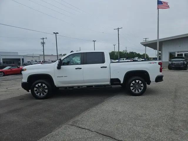 2024 Chevrolet Silverado 2500HD 4WD Crew Cab Standard Bed Custom