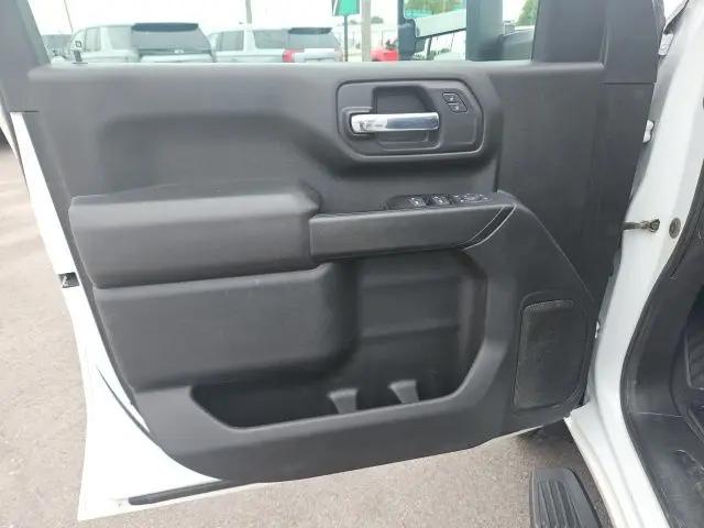 2024 Chevrolet Silverado 2500HD 4WD Crew Cab Standard Bed Custom
