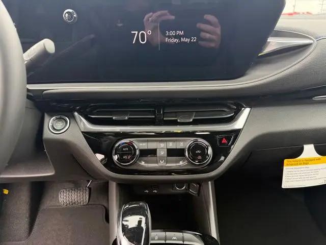 2026 Buick NV Sport Touring FWD