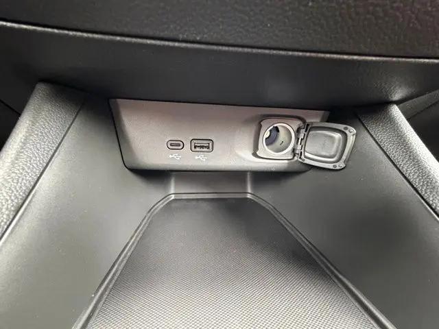 2026 Buick NV Sport Touring FWD