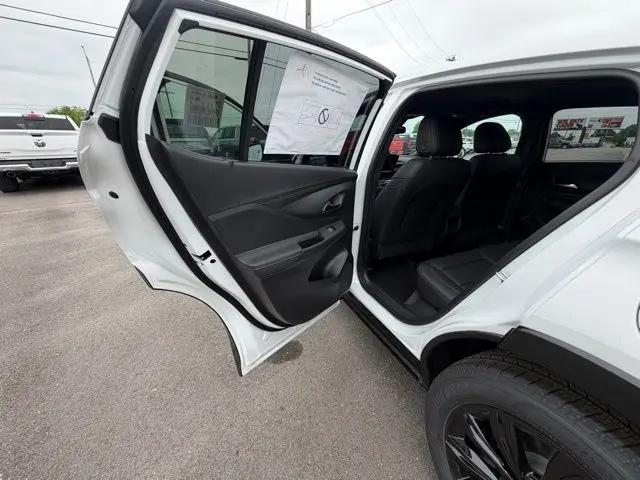 2026 Buick NV Sport Touring FWD