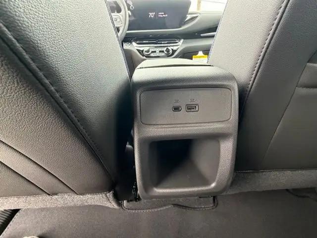 2026 Buick NV Sport Touring FWD
