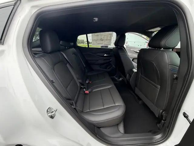 2026 Buick NV Sport Touring FWD