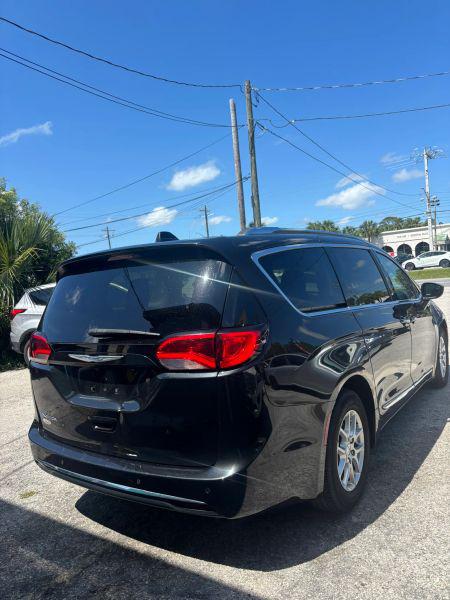2018 Chrysler Pacifica Touring L Plus