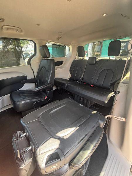 2018 Chrysler Pacifica Touring L Plus