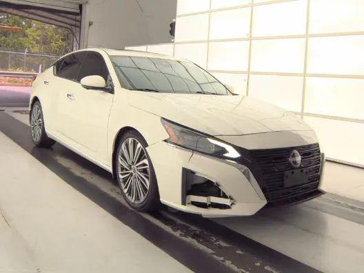 2023 Nissan Altima SL FWD