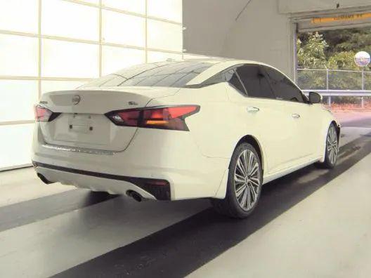 2023 Nissan Altima SL FWD
