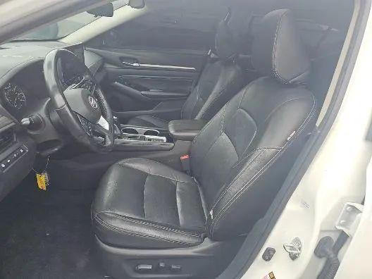 2023 Nissan Altima SL FWD
