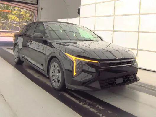 2025 Kia K4 LX