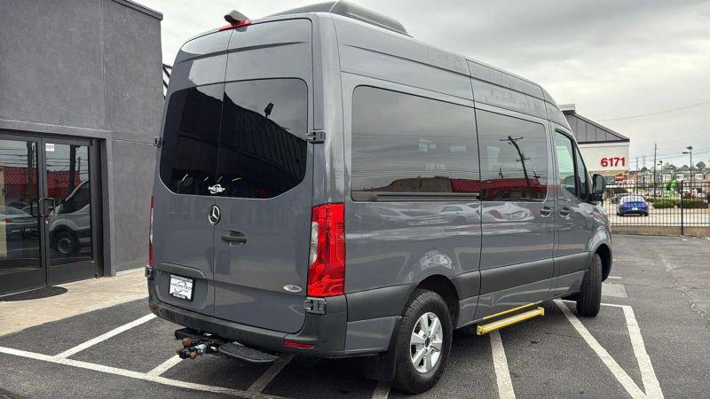 2020 Mercedes-Benz Sprinter 1500 Standard Roof I4