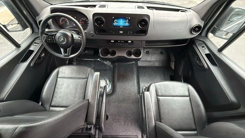 2020 Mercedes-Benz Sprinter 1500 Standard Roof I4