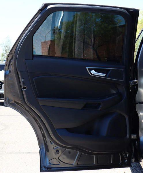 2020 Ford Edge SE