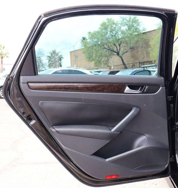 2015 Volkswagen Passat 2.0L TDI SEL Premium