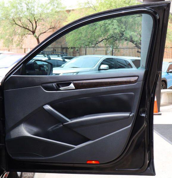 2015 Volkswagen Passat 2.0L TDI SEL Premium