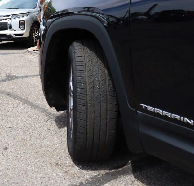 2023 GMC Terrain AWD SLT