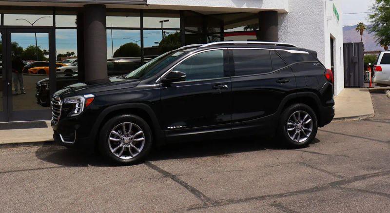 2023 GMC Terrain AWD SLT