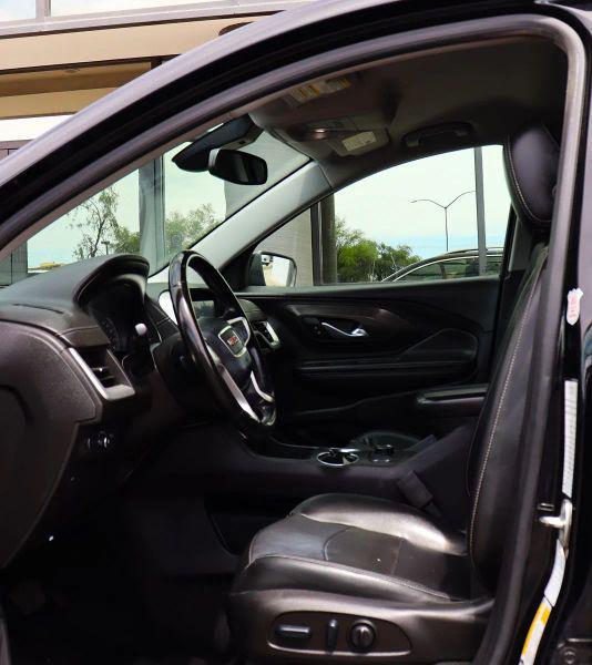 2023 GMC Terrain AWD SLT