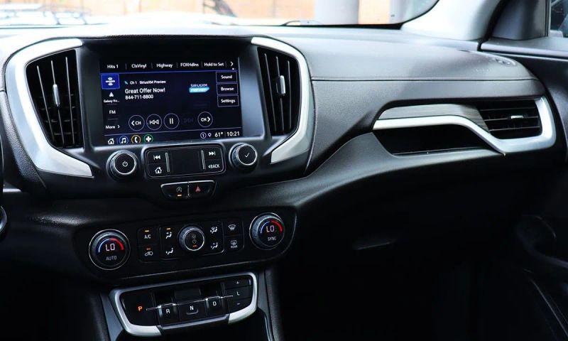 2023 GMC Terrain AWD SLT